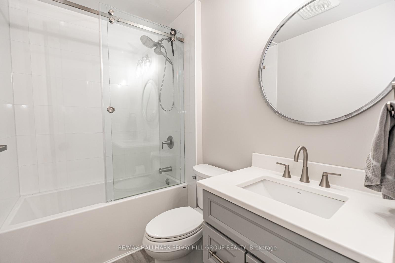 Photo 10 of 29 Frost Trail, Barrie, Letitia Heights — HOMEH