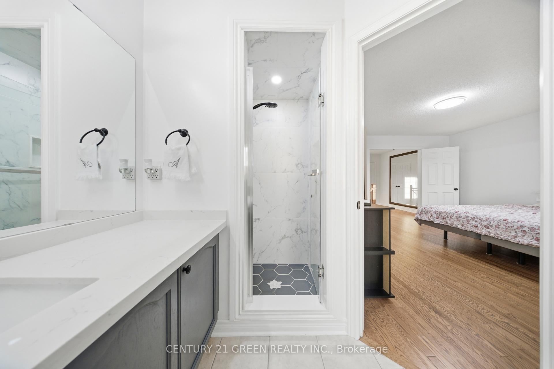 Photo 20 of 48 Brussels Avenue, Brampton, Sandringham-Wellington — HOMEH