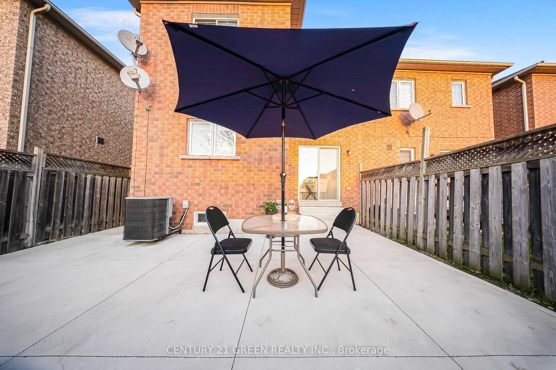 Photo 27 of 48 Brussels Avenue, Brampton, Sandringham-Wellington — HOMEH
