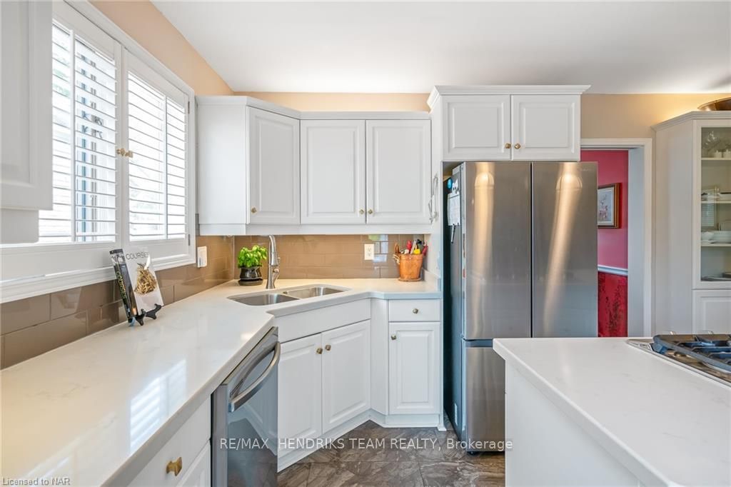 Photo 15 of 2 Bolger Drive, St. Catharines, Lakeport — HOMEH