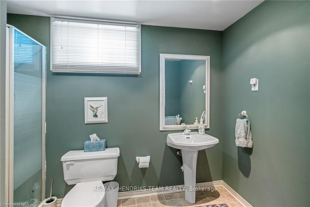 Photo 31 of 2 Bolger Drive, St. Catharines, Lakeport — HOMEH