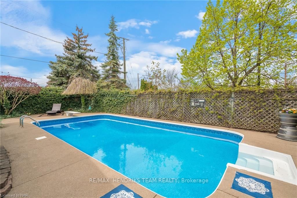 Photo 38 of 2 Bolger Drive, St. Catharines, Lakeport — HOMEH