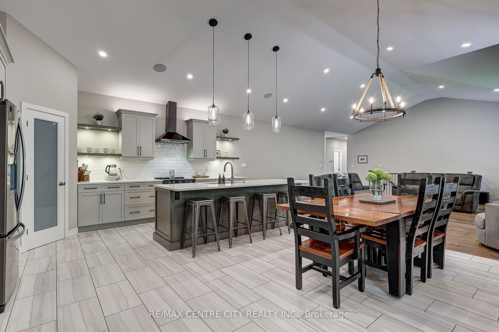 Photo 14 of 4799 Sunset Road, Central Elgin, Rural Central Elgin — HOMEH