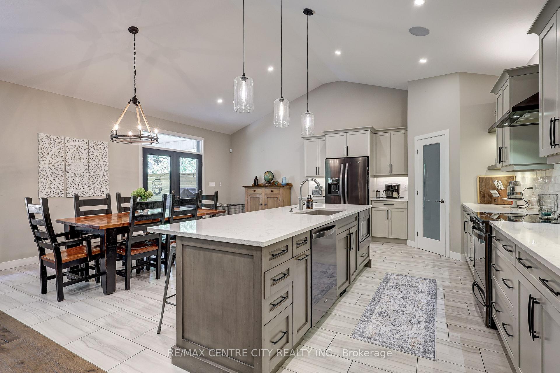 Photo 25 of 4799 Sunset Road, Central Elgin, Rural Central Elgin — HOMEH