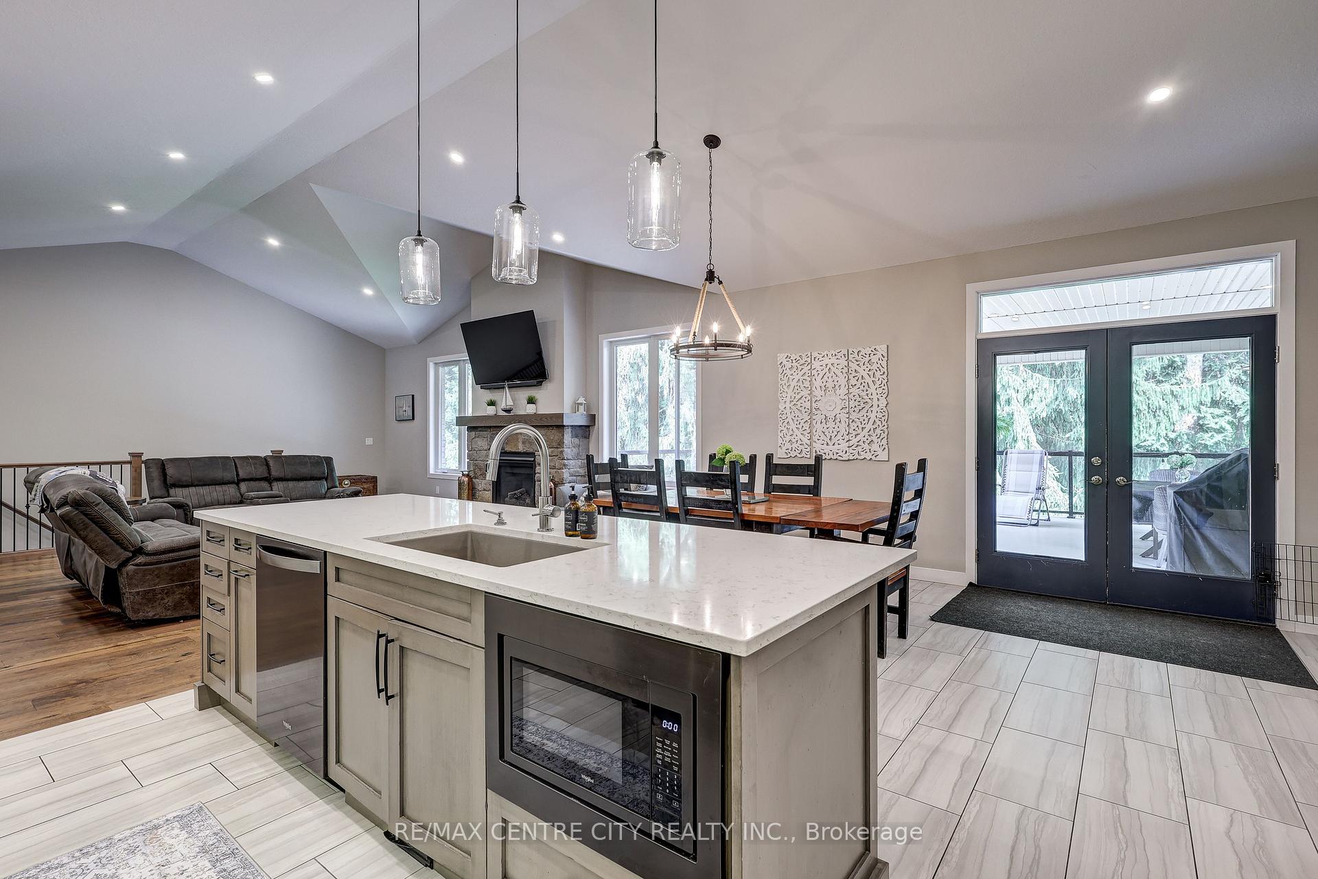 Photo 32 of 4799 Sunset Road, Central Elgin, Rural Central Elgin — HOMEH