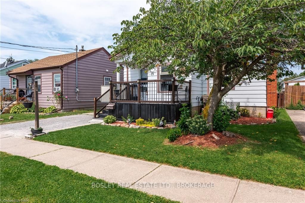 Photo 2 of 19 Homewood Avenue, St. Catharines, Facer — HOMEH
