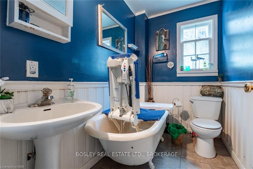 Photo 10 of 19 Homewood Avenue, St. Catharines, Facer — HOMEH