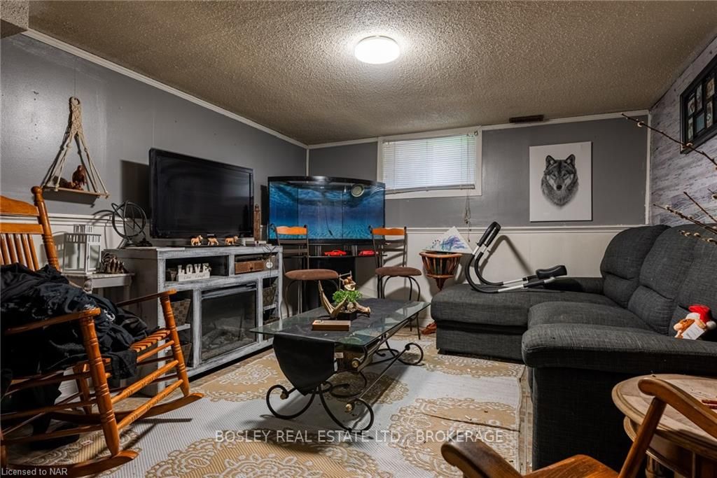 Photo 15 of 19 Homewood Avenue, St. Catharines, Facer — HOMEH