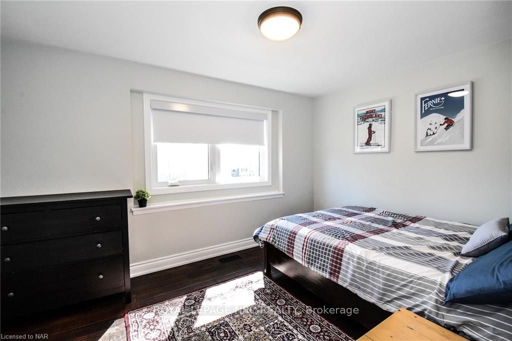 Photo 34 of 11 Preston Drive, St. Catharines, Vine/Linwell — HOMEH