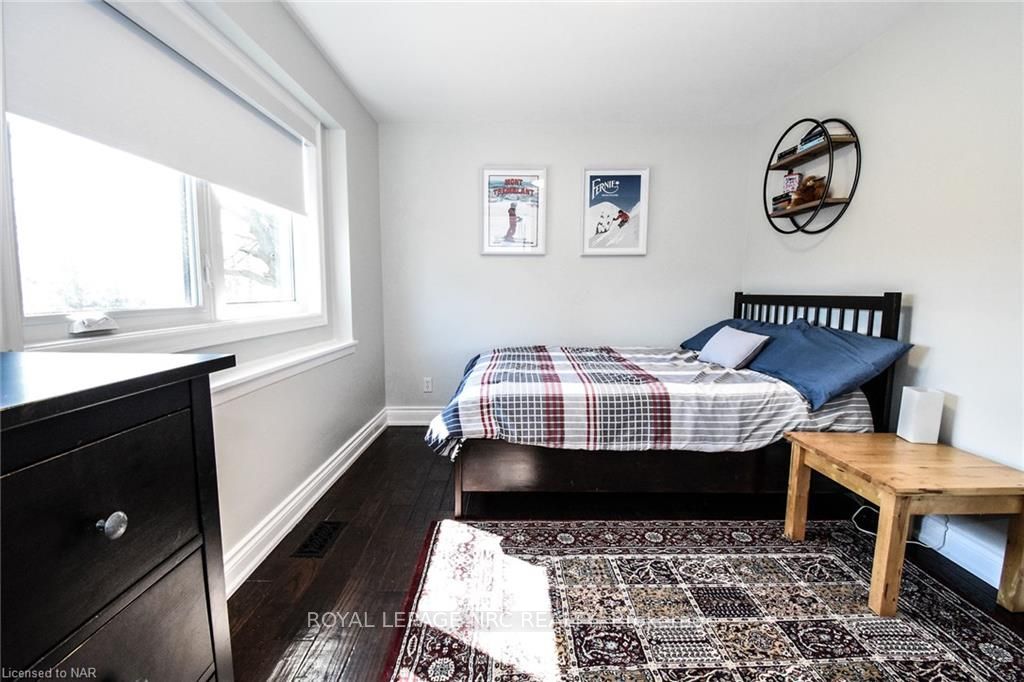 Photo 35 of 11 Preston Drive, St. Catharines, Vine/Linwell — HOMEH
