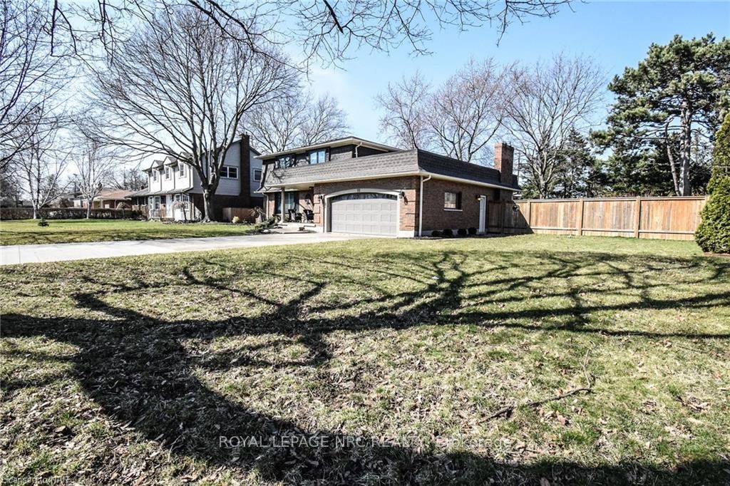 Photo 50 of 11 Preston Drive, St. Catharines, Vine/Linwell — HOMEH