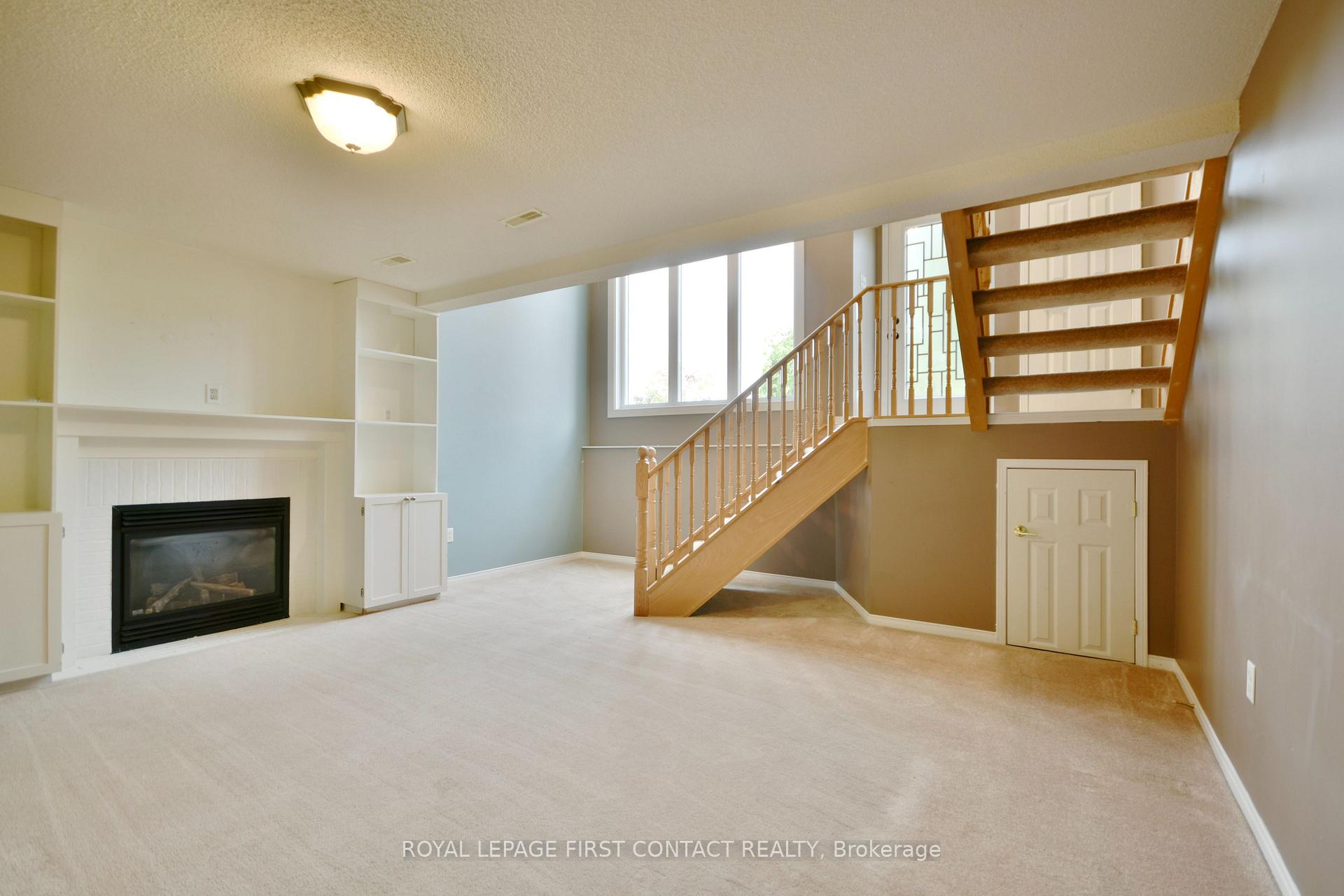 Photo 18 of 61 Holly Meadow Road, Barrie, Holly — HOMEH
