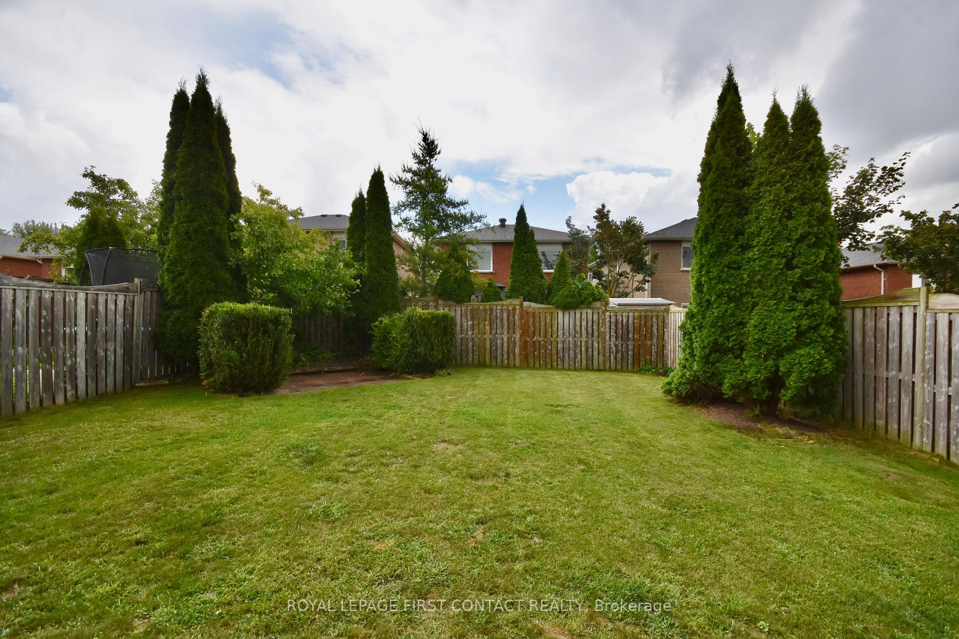 Photo 27 of 61 Holly Meadow Road, Barrie, Holly — HOMEH