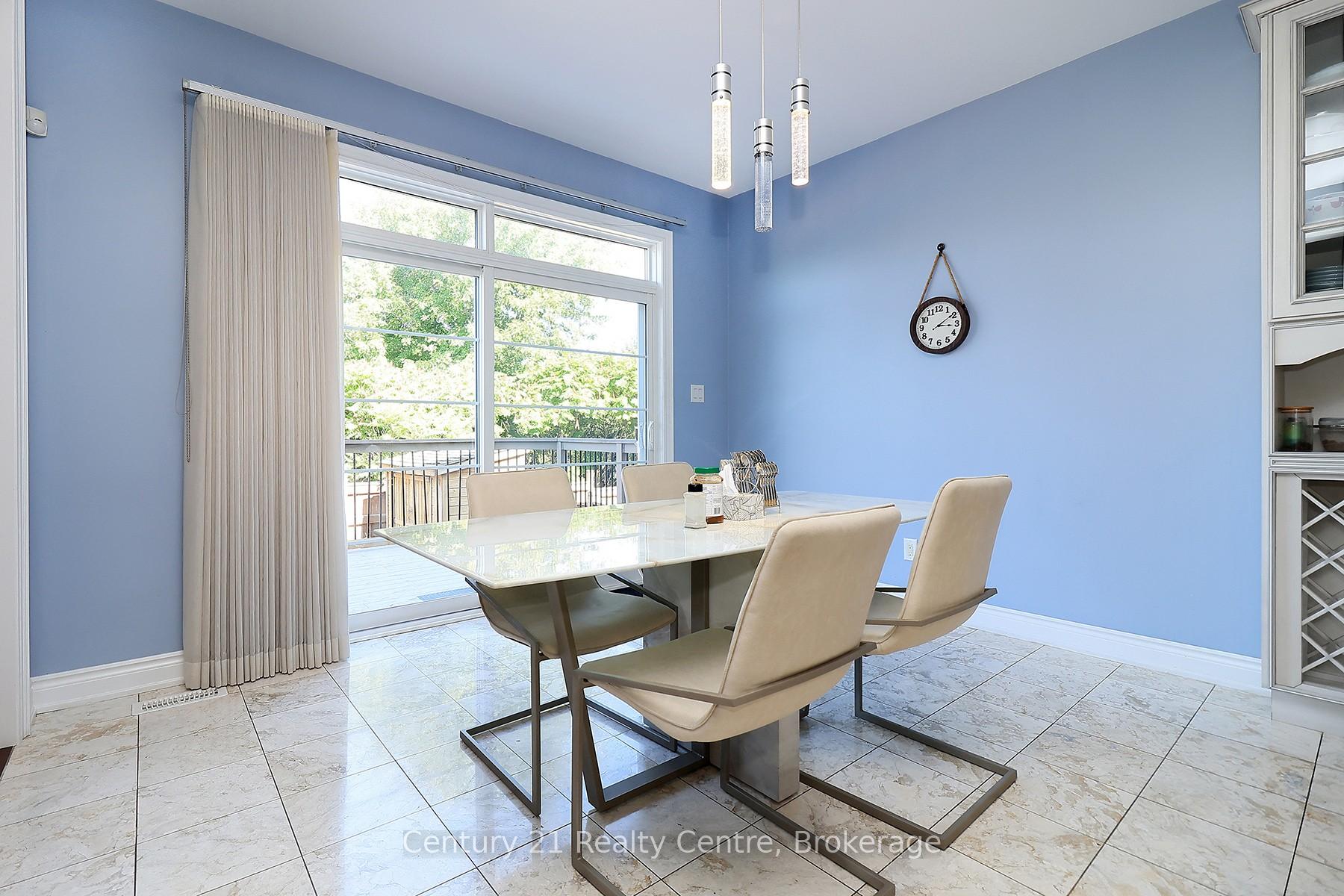 Photo 9 of 25 Ingleborough Drive, Brampton, Credit Valley — HOMEH