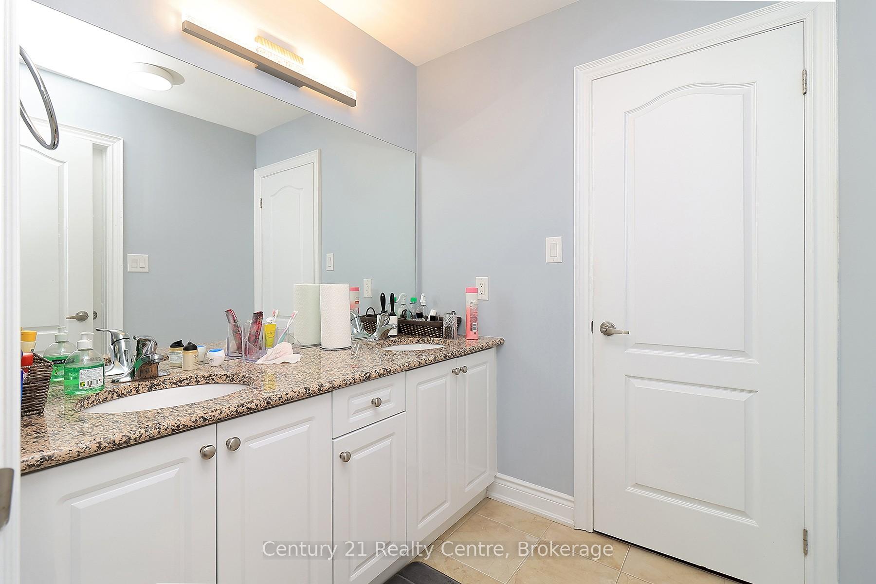 Photo 21 of 25 Ingleborough Drive, Brampton, Credit Valley — HOMEH