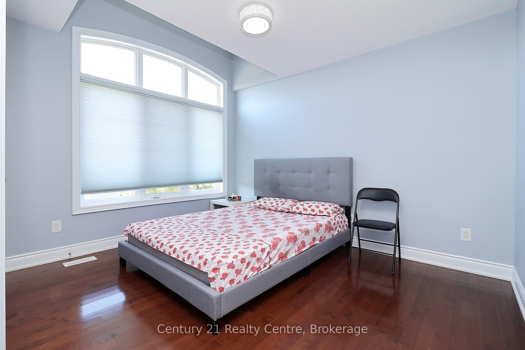 Photo 23 of 25 Ingleborough Drive, Brampton, Credit Valley — HOMEH