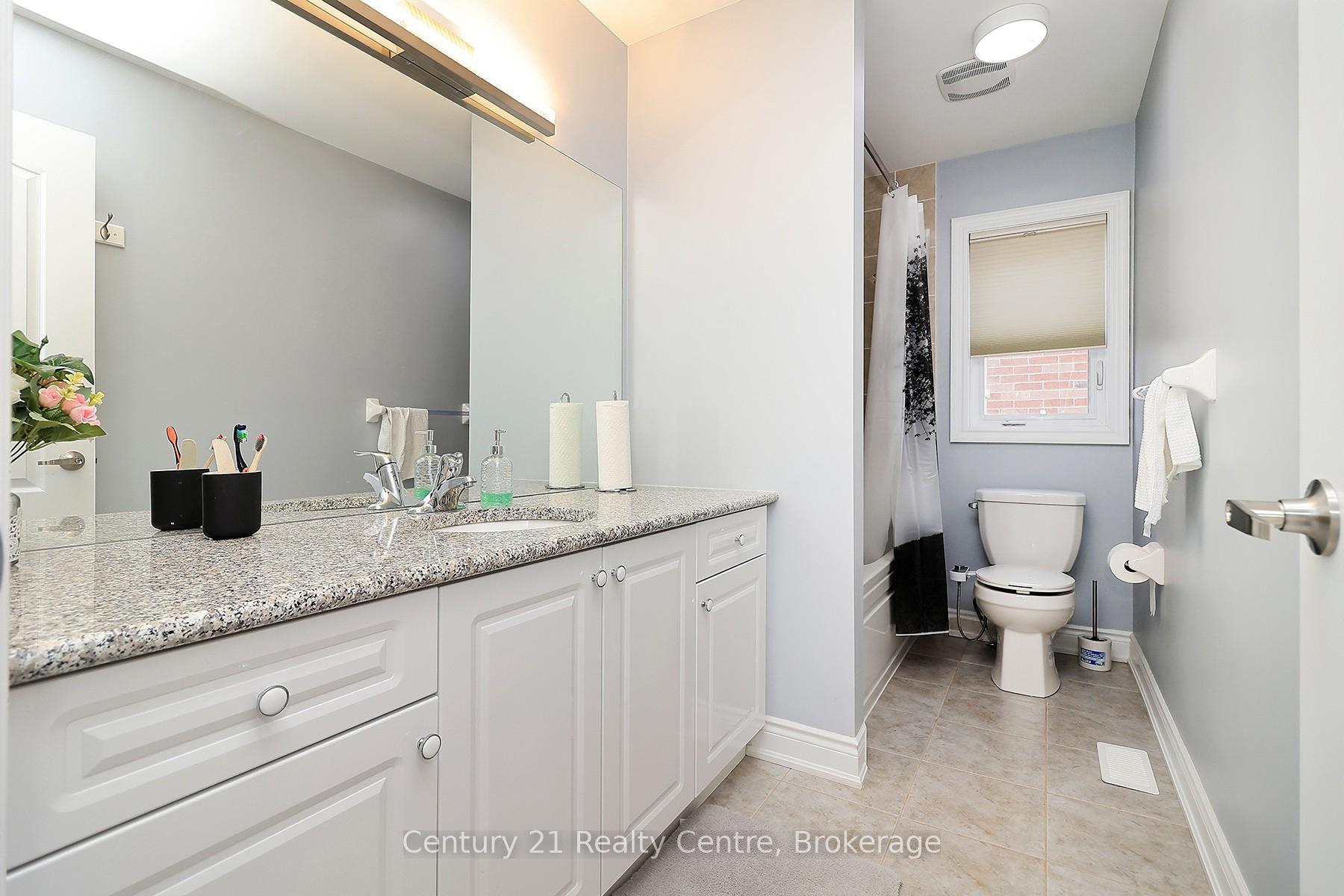 Photo 24 of 25 Ingleborough Drive, Brampton, Credit Valley — HOMEH