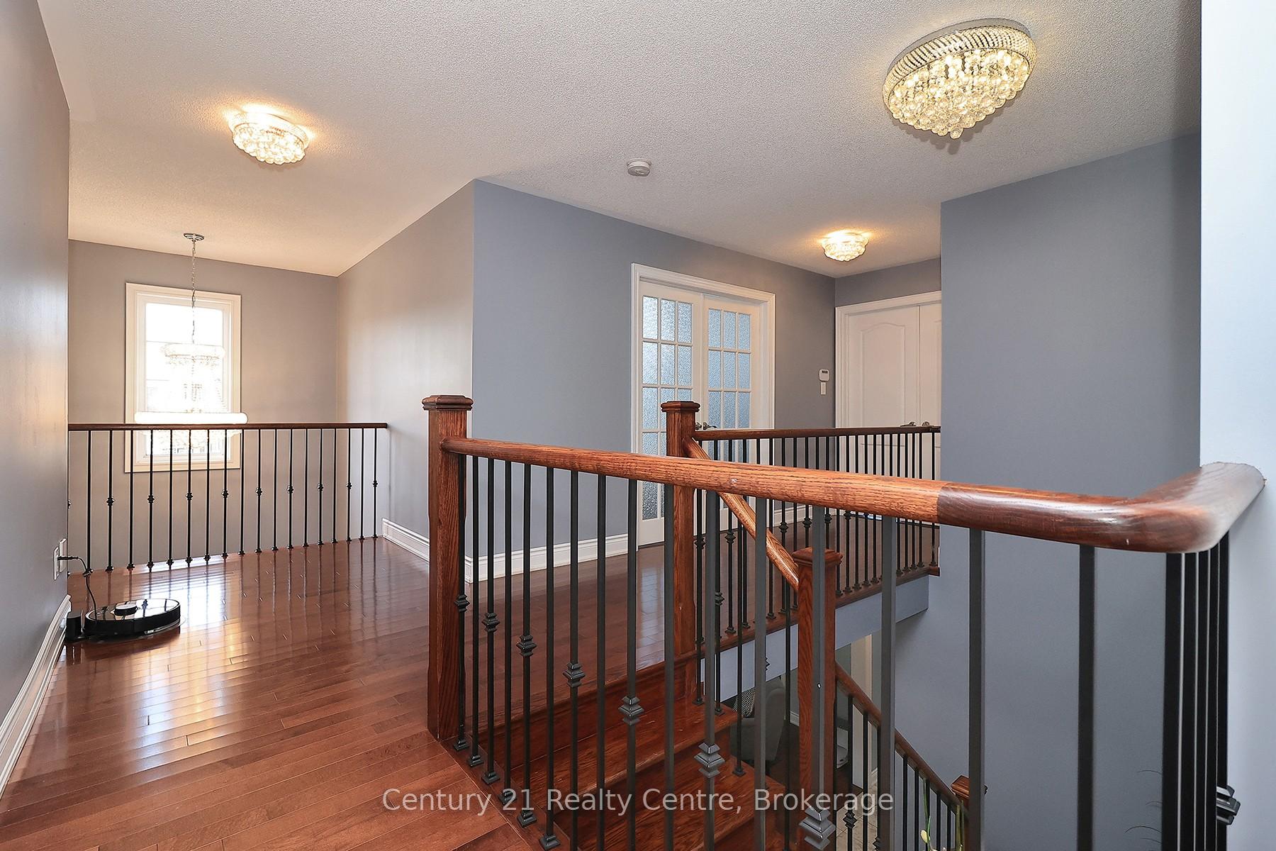 Photo 27 of 25 Ingleborough Drive, Brampton, Credit Valley — HOMEH