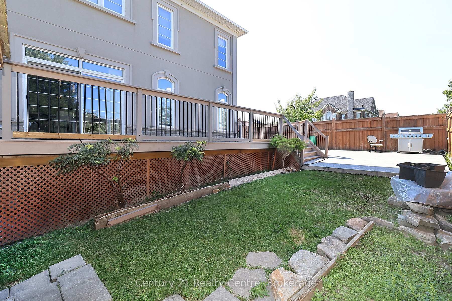 Photo 30 of 25 Ingleborough Drive, Brampton, Credit Valley — HOMEH