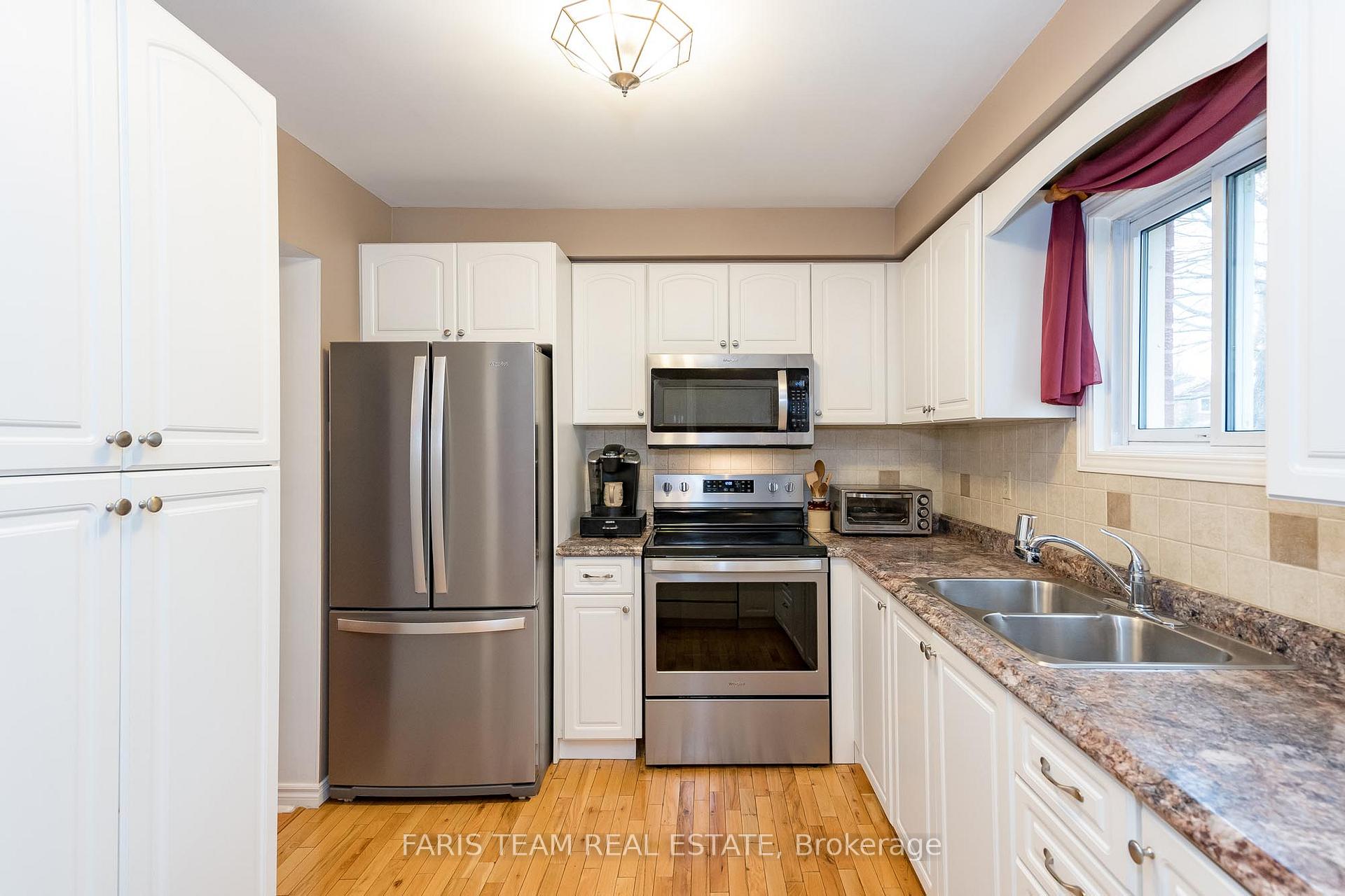Photo 7 of 186 Hanmer Street W, Barrie, Sunnidale — HOMEH