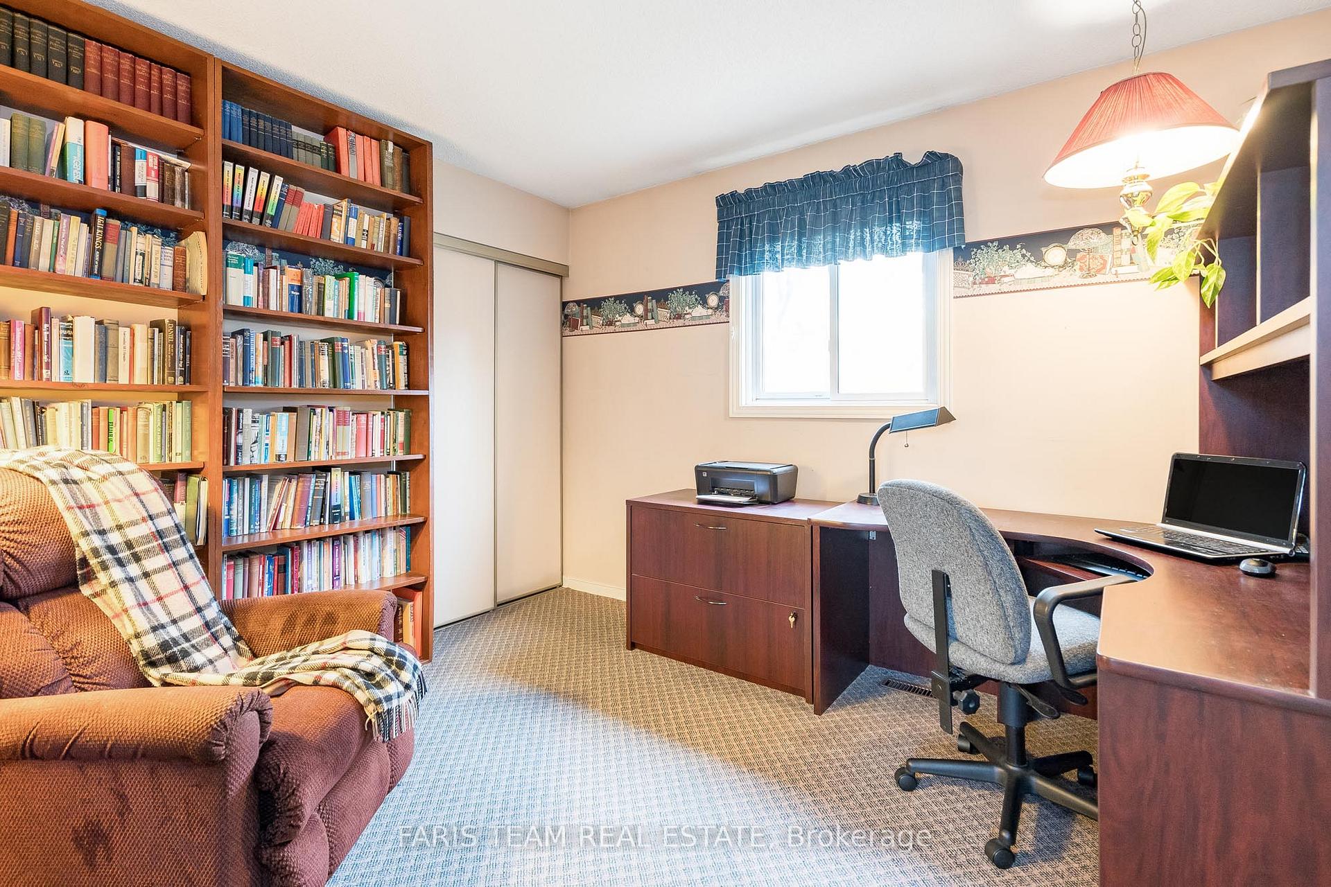 Photo 17 of 186 Hanmer Street W, Barrie, Sunnidale — HOMEH