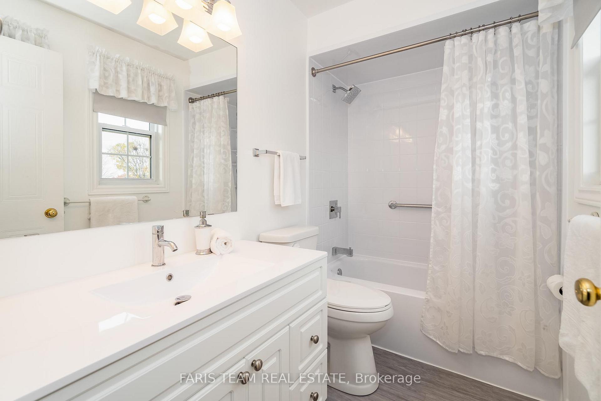 Photo 18 of 186 Hanmer Street W, Barrie, Sunnidale — HOMEH