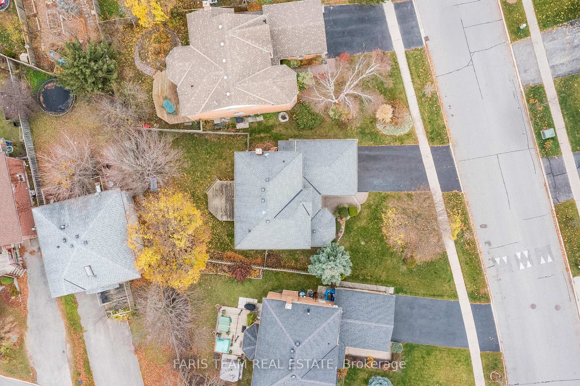 Photo 25 of 186 Hanmer Street W, Barrie, Sunnidale — HOMEH