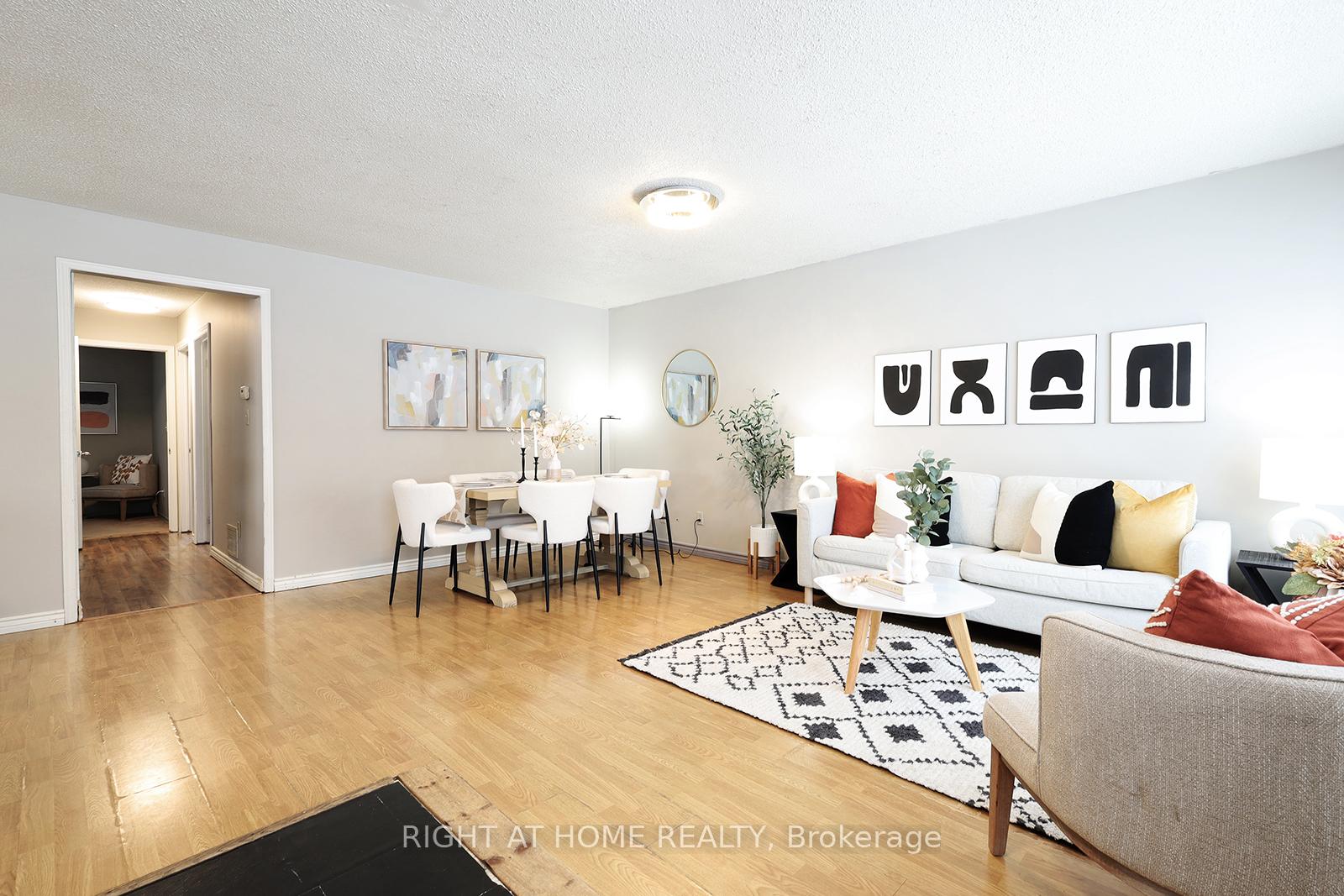 Photo 12 of 15 Kipling Place, Barrie, Letitia Heights — HOMEH