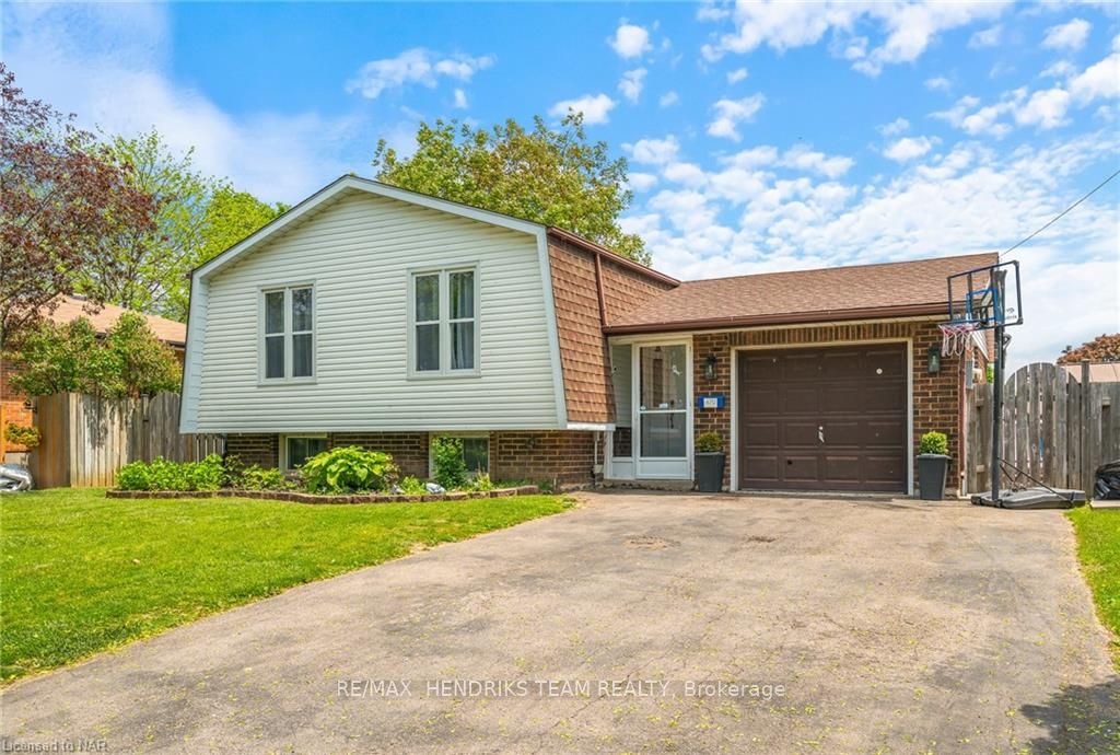 Photo 1 of 670 Vine Street, St. Catharines, Lakeshore — HOMEH