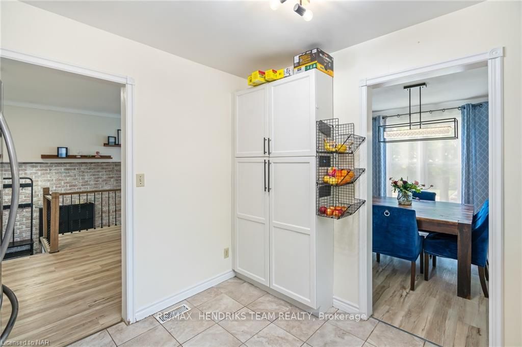 Photo 11 of 670 Vine Street, St. Catharines, Lakeshore — HOMEH