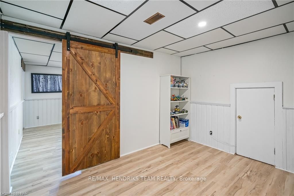 Photo 20 of 670 Vine Street, St. Catharines, Lakeshore — HOMEH