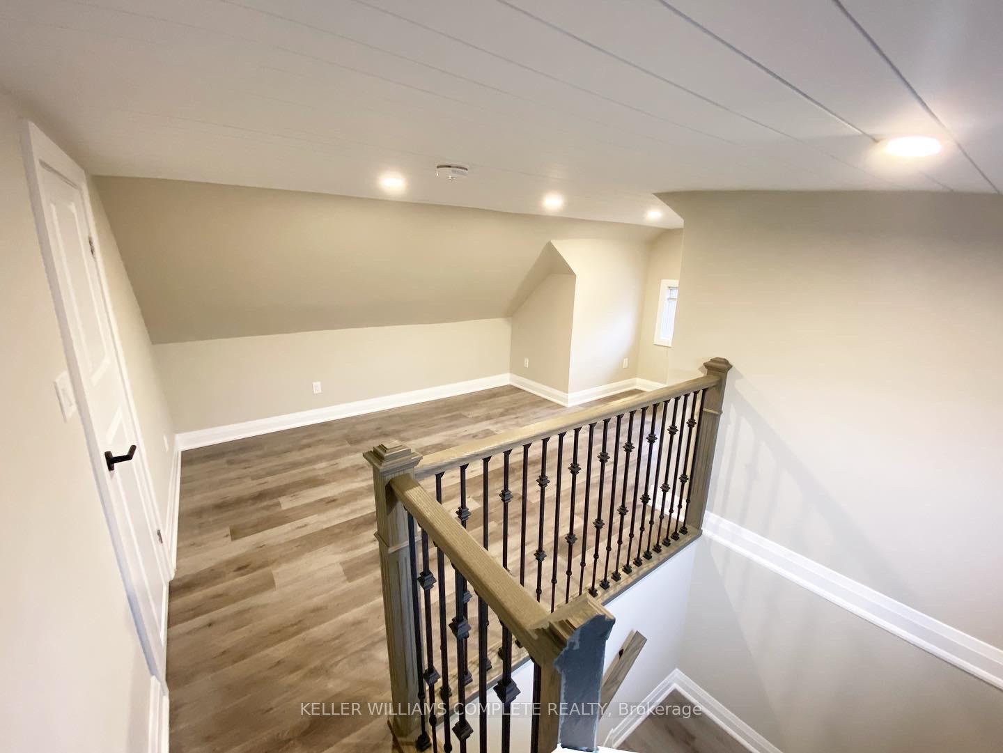Photo 13 of 574 Cannon Street E, Hamilton, Gibson — HOMEH