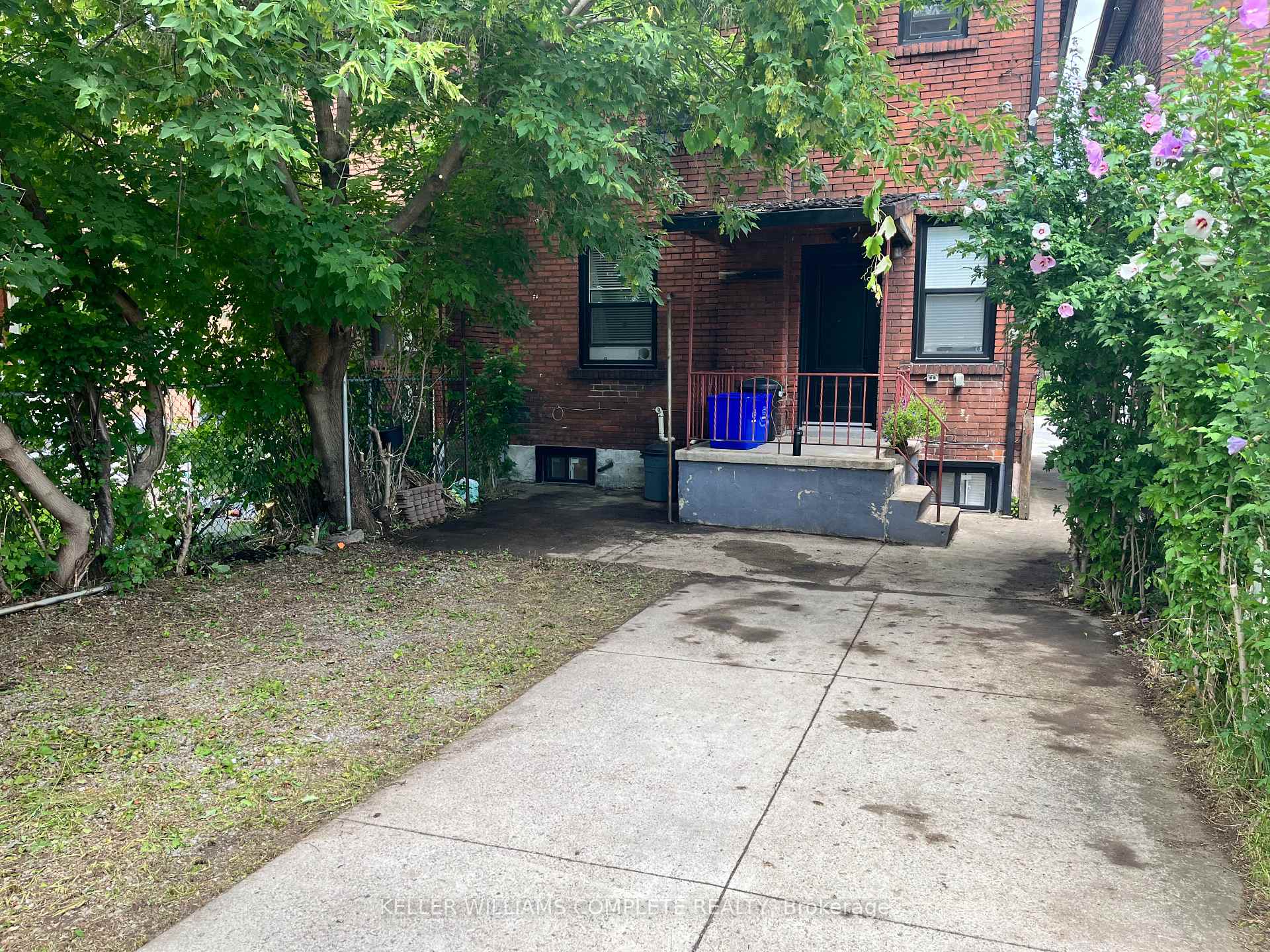 Photo 54 of 574 Cannon Street E, Hamilton, Gibson — HOMEH