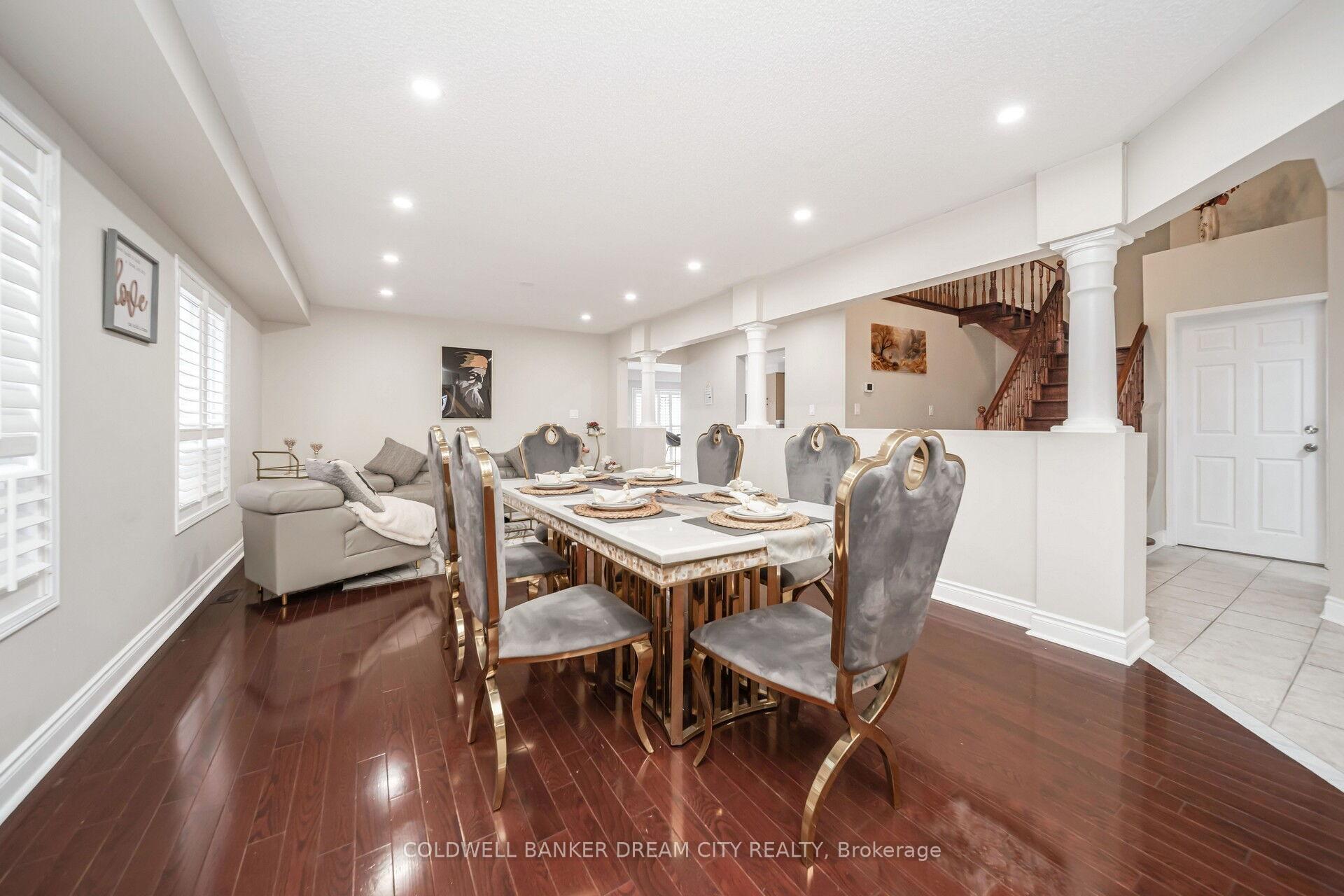 Photo 3 of 60 Capistro Street, Brampton, Fletcher's Meadow — HOMEH