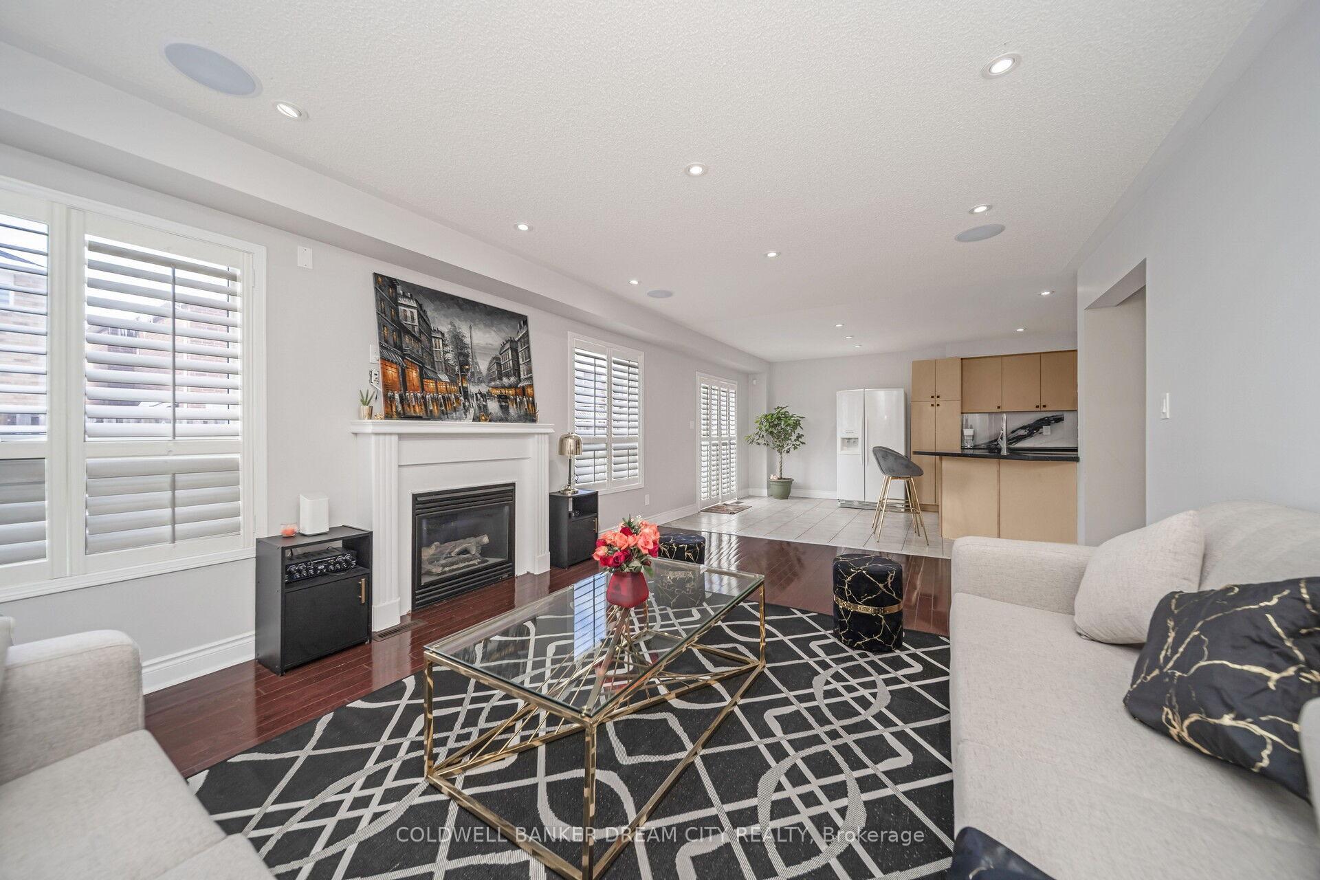 Photo 15 of 60 Capistro Street, Brampton, Fletcher's Meadow — HOMEH