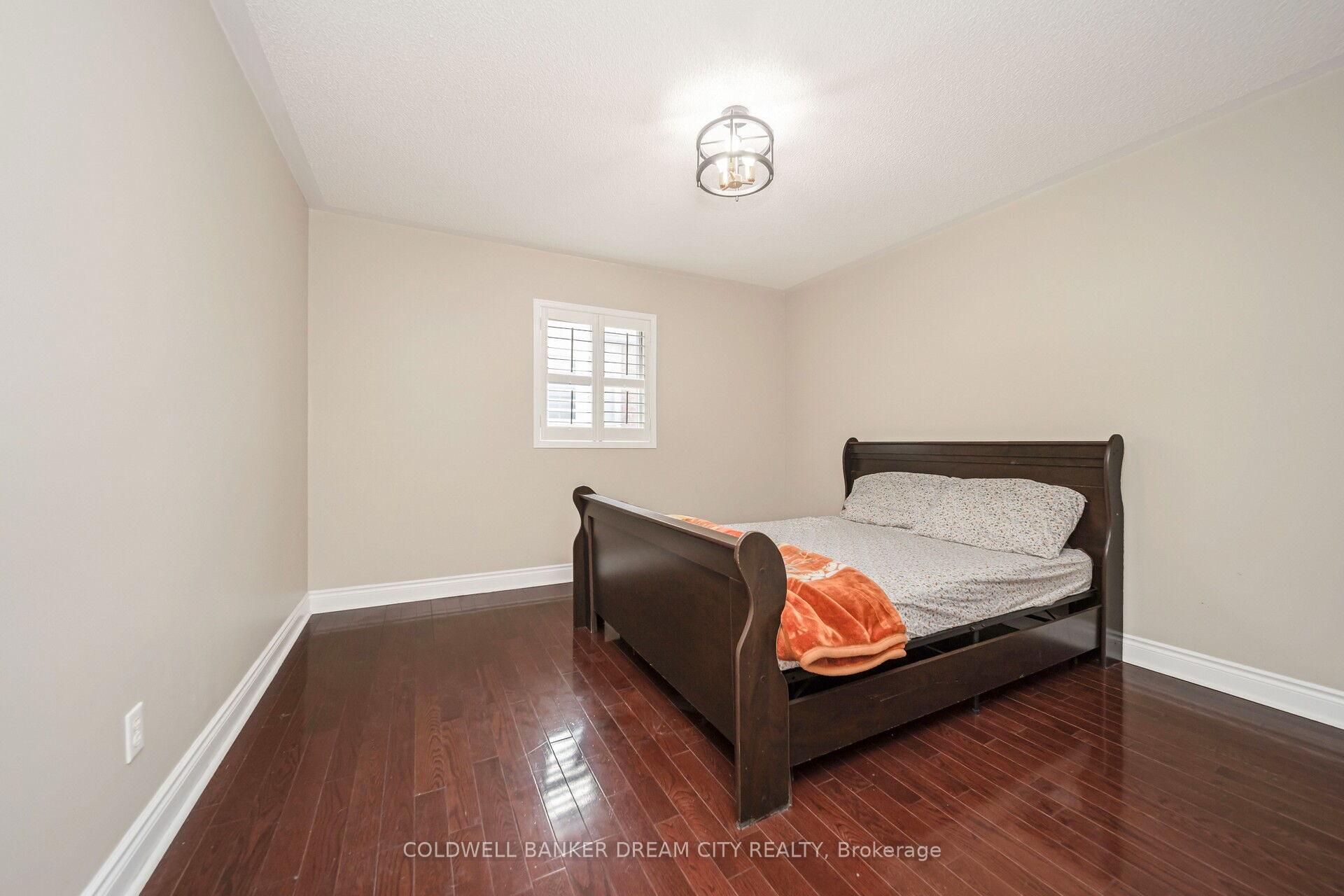 Photo 22 of 60 Capistro Street, Brampton, Fletcher's Meadow — HOMEH