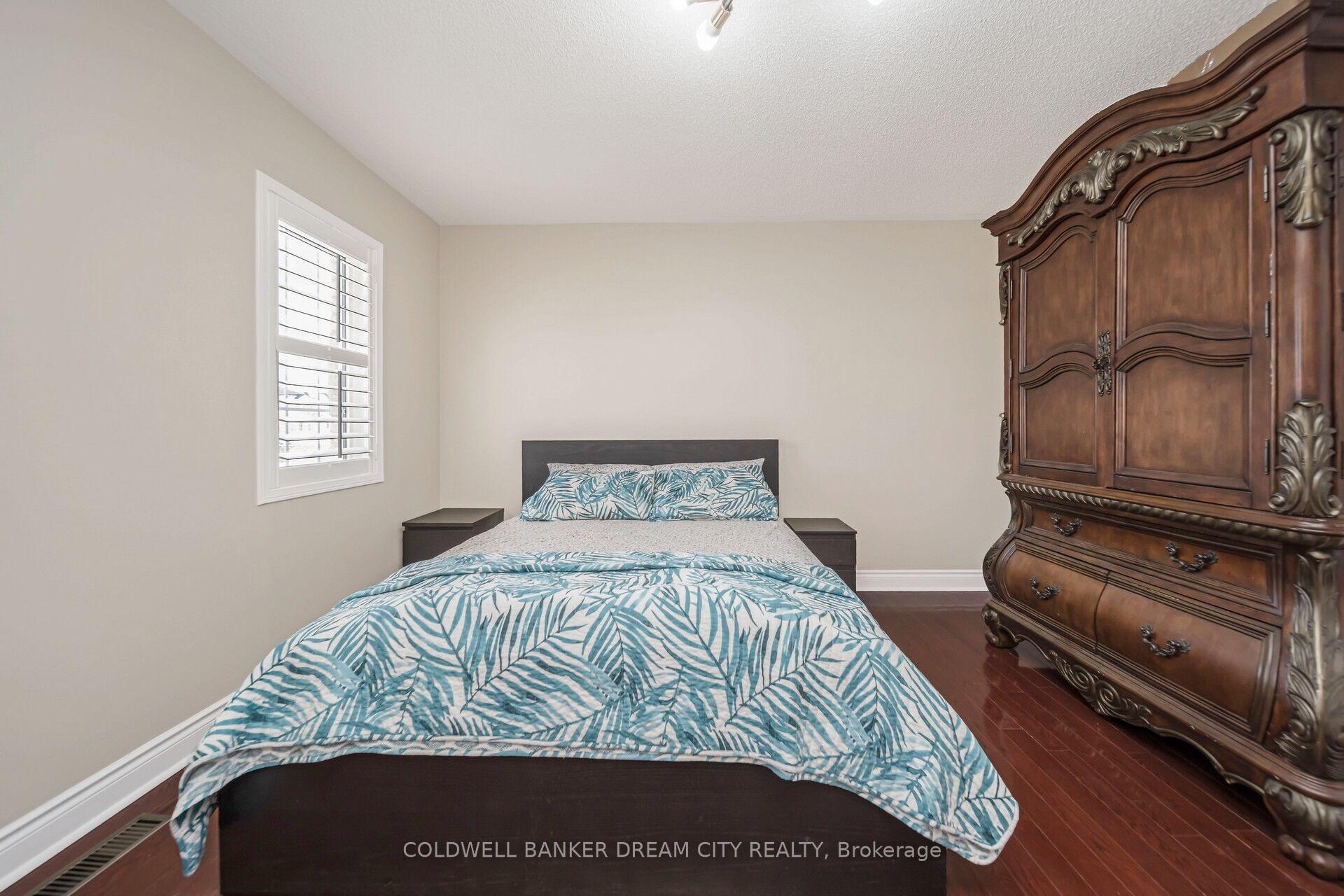 Photo 18 of 60 Capistro Street, Brampton, Fletcher's Meadow — HOMEH