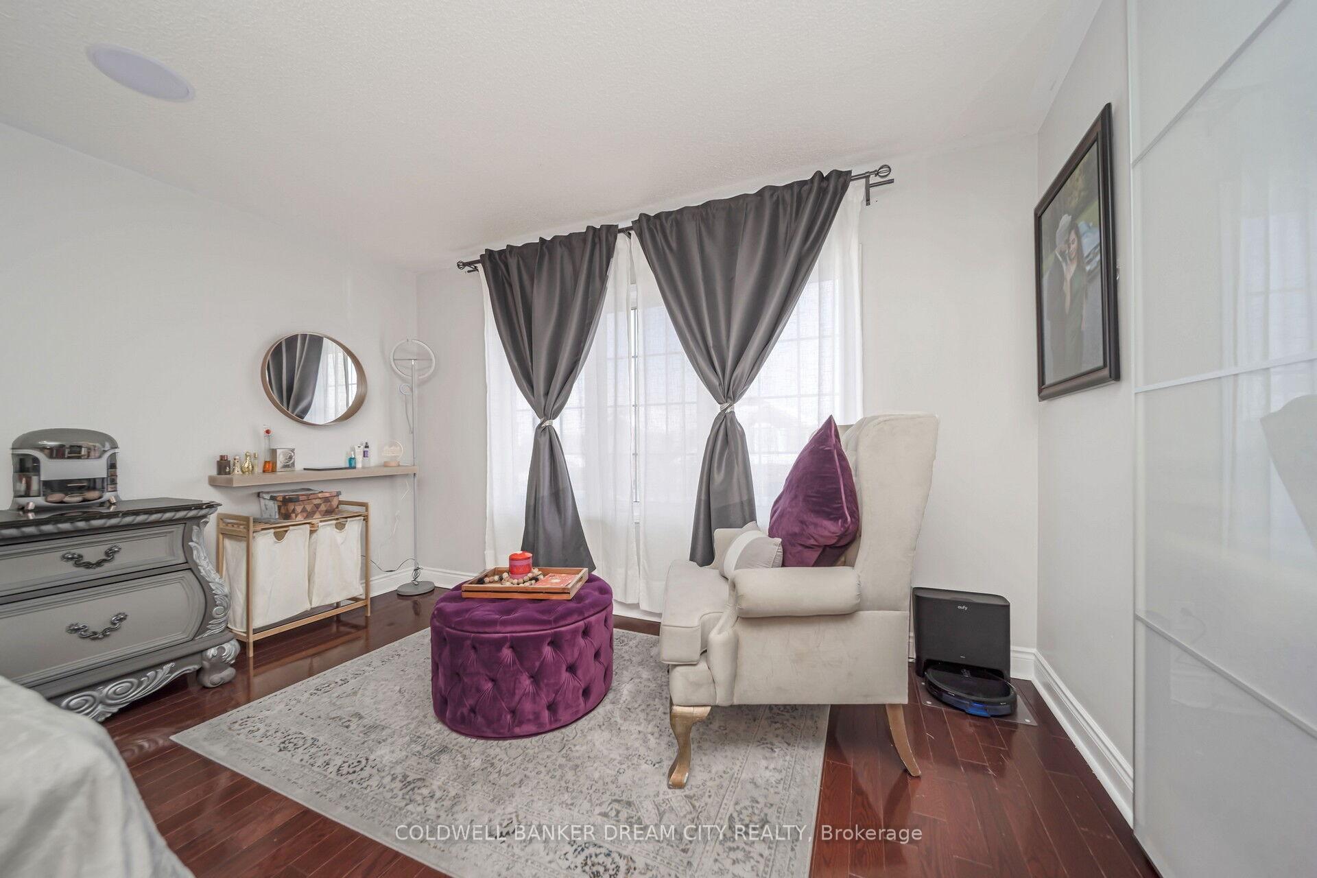 Photo 21 of 60 Capistro Street, Brampton, Fletcher's Meadow — HOMEH