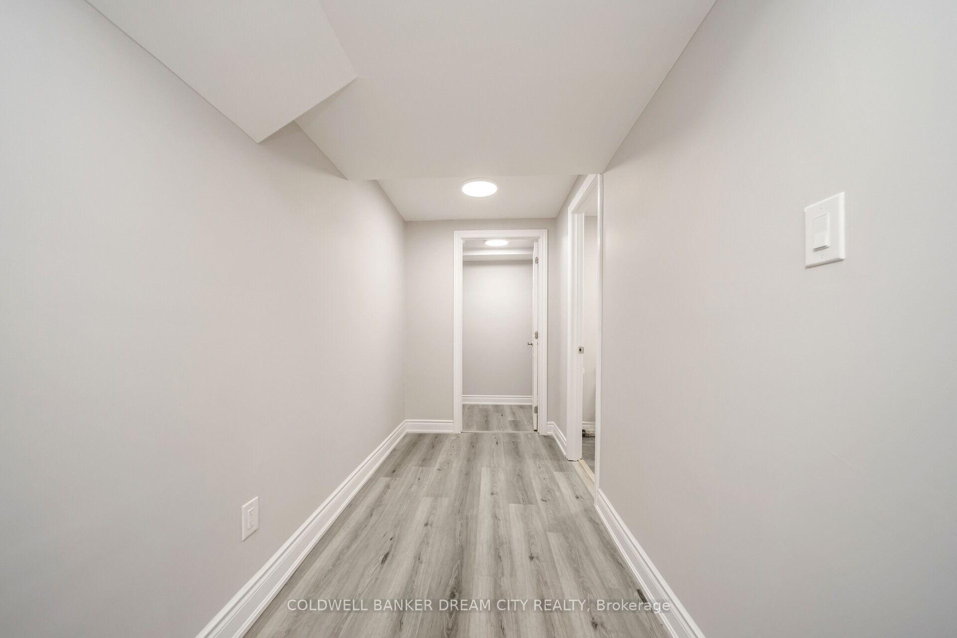 Photo 30 of 60 Capistro Street, Brampton, Fletcher's Meadow — HOMEH