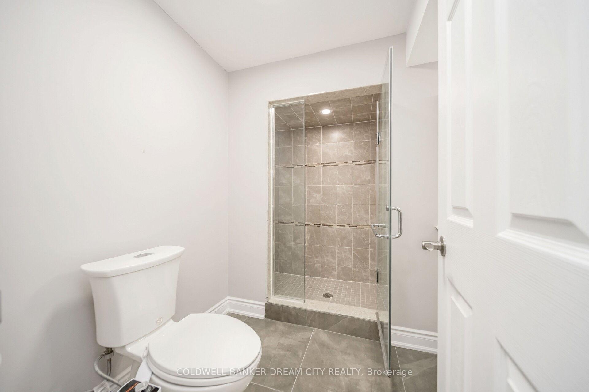 Photo 33 of 60 Capistro Street, Brampton, Fletcher's Meadow — HOMEH