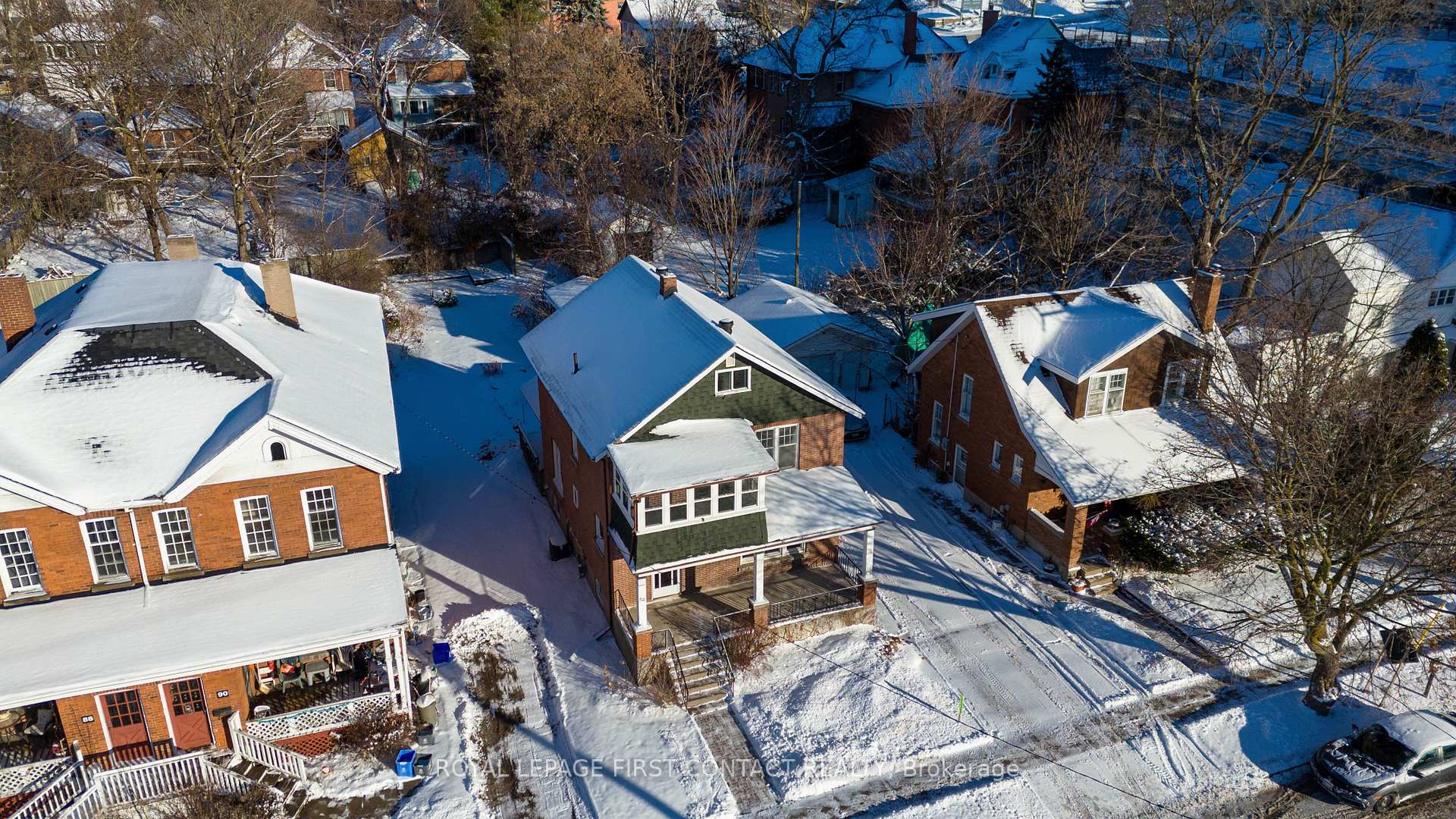 Photo 13 of 92 Worsley Street, Barrie, City Centre — HOMEH