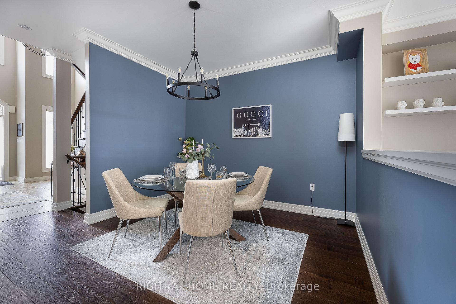 Photo 3 of 64 Winslow Way, Hamilton, Stoney Creek Mountain — HOMEH