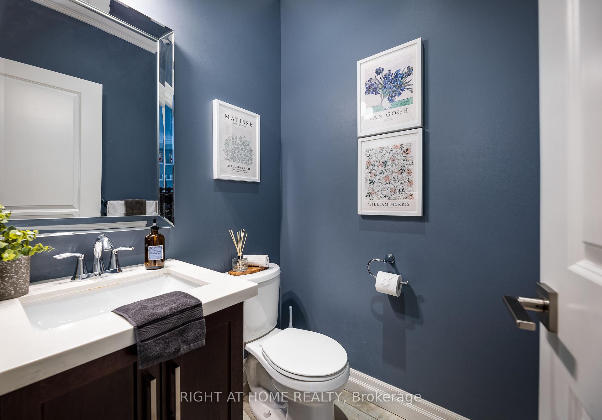 Photo 9 of 64 Winslow Way, Hamilton, Stoney Creek Mountain — HOMEH
