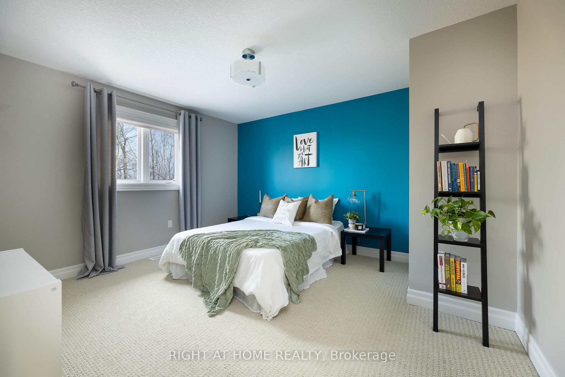 Photo 14 of 64 Winslow Way, Hamilton, Stoney Creek Mountain — HOMEH