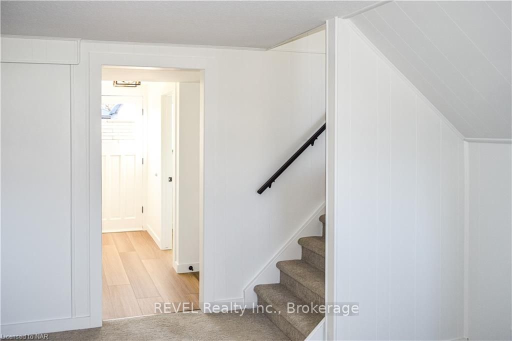 Photo 17 of 2 Florence Street, St. Catharines, Lakeport — HOMEH