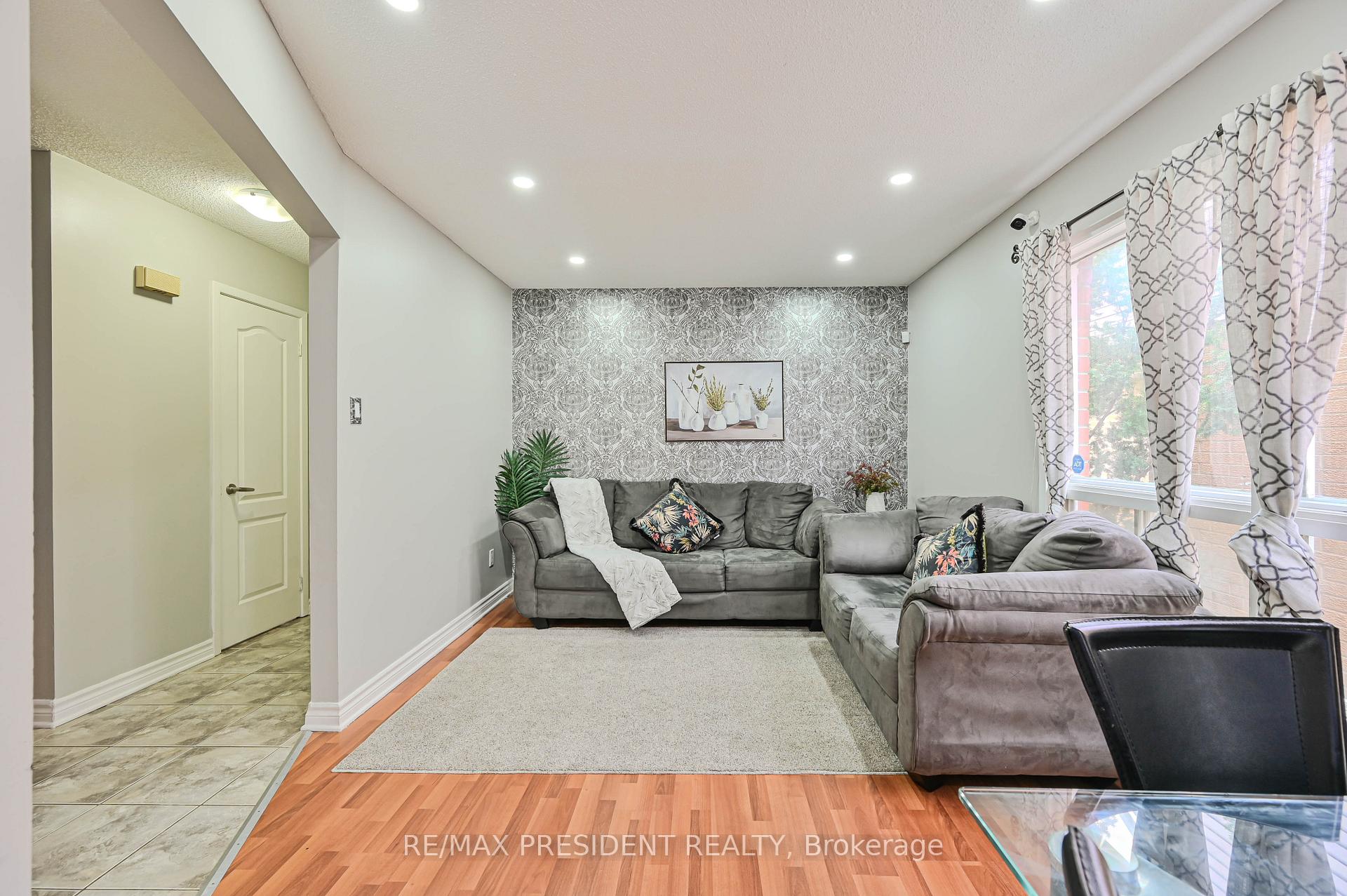 Photo 36 of 351 Rutherford Road N, Brampton, Madoc — HOMEH