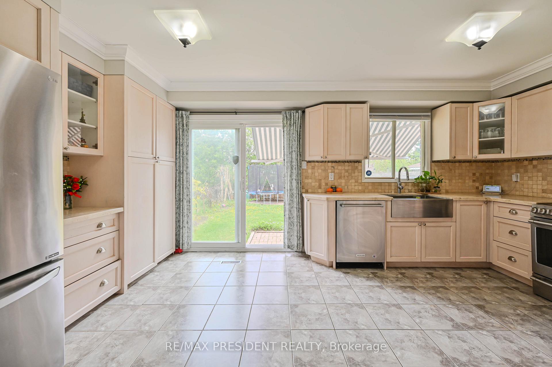 Photo 24 of 351 Rutherford Road N, Brampton, Madoc — HOMEH