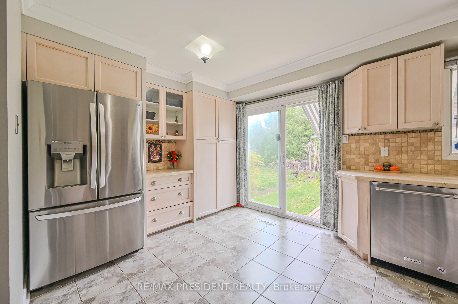Photo 38 of 351 Rutherford Road N, Brampton, Madoc — HOMEH