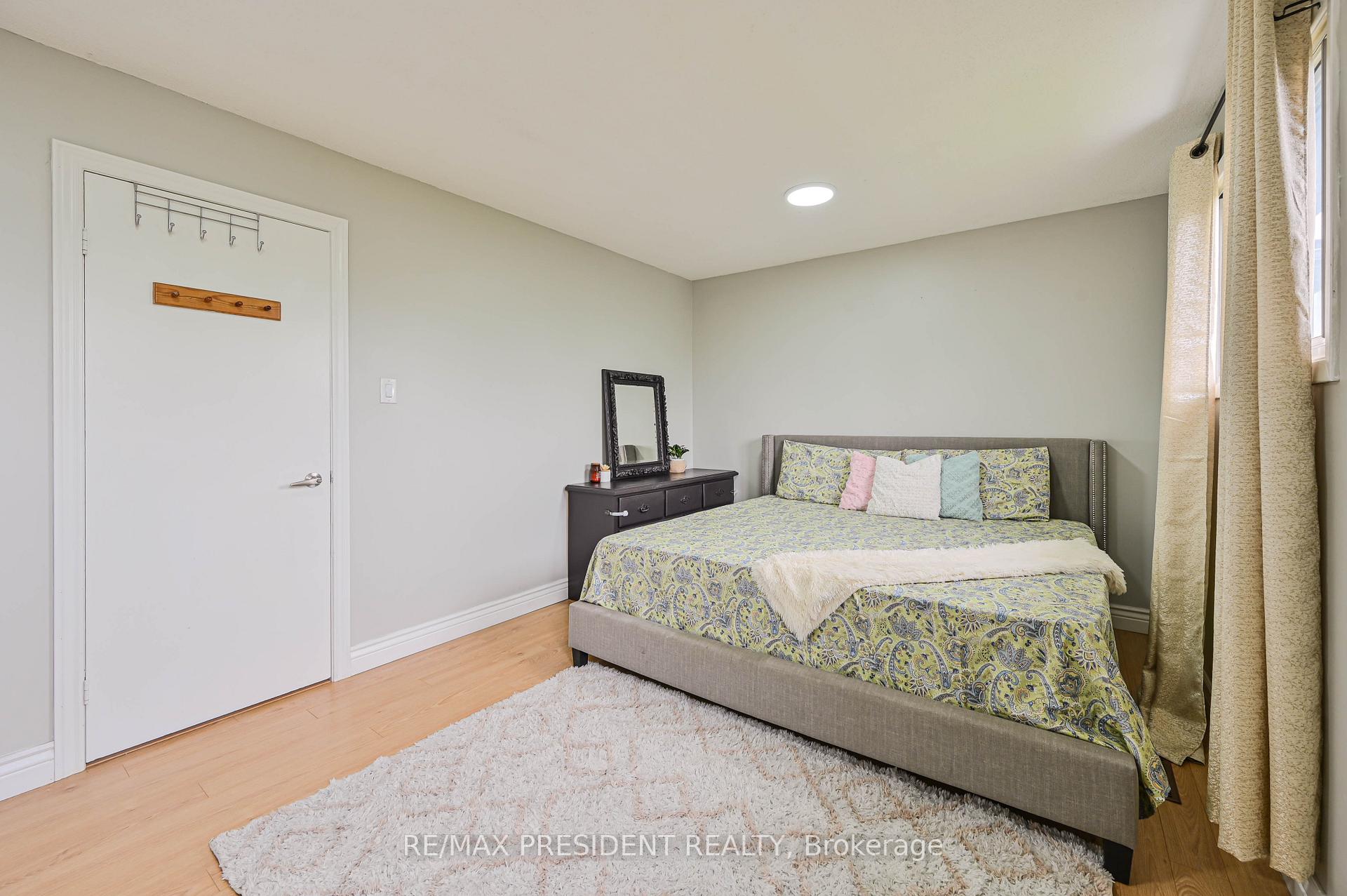 Photo 28 of 351 Rutherford Road N, Brampton, Madoc — HOMEH