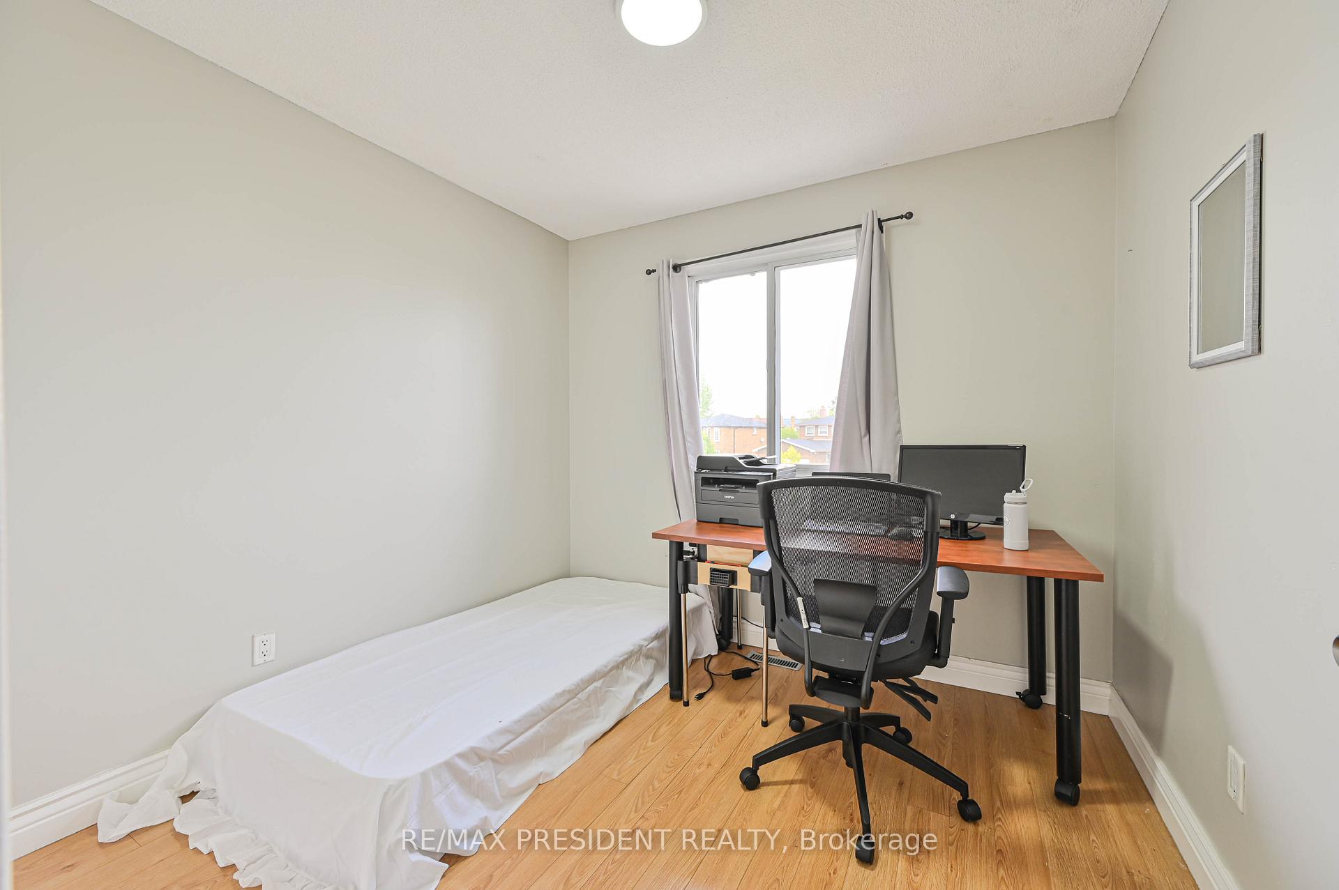 Photo 20 of 351 Rutherford Road N, Brampton, Madoc — HOMEH